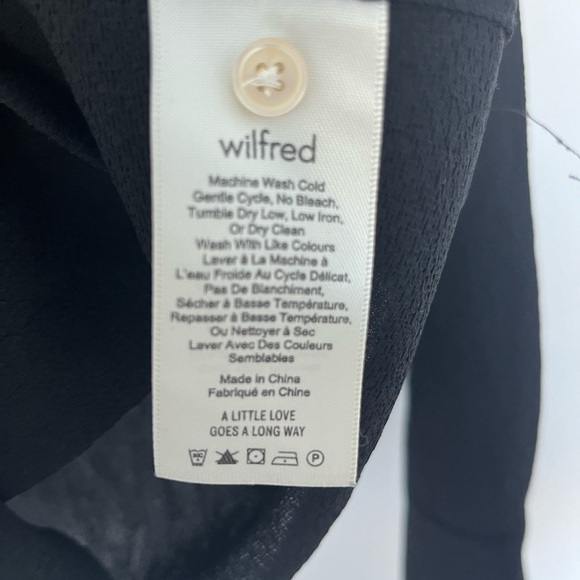 Aritzia Wilfred Relaxed Button Up - Picture 2 of 3